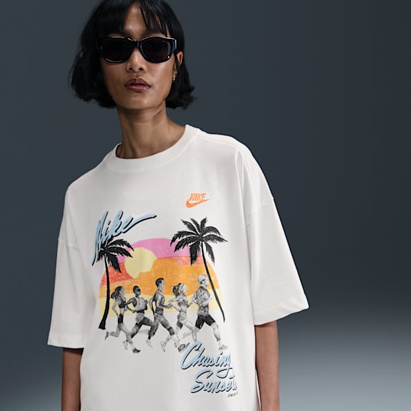 Short Sleeve Graphic Tees. Nike.com